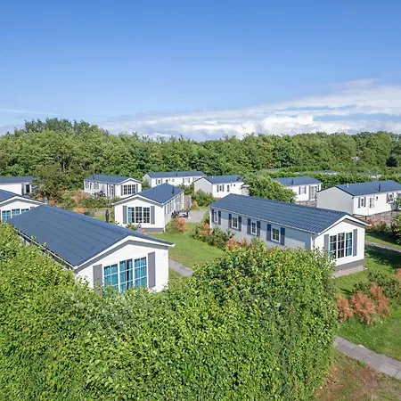 Holiday home For 6 People With Veranda In Texel